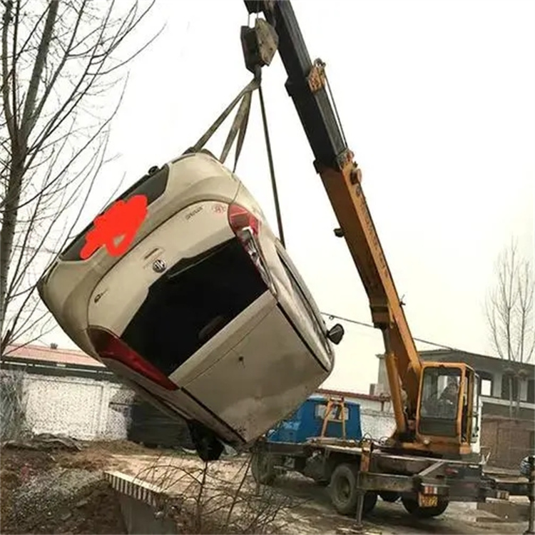 长丰县吊车吊轿车租赁指南：如何选吨位、避风险、省预算